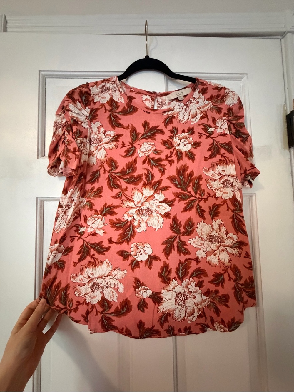 LOFT Coral Pink Floral Short Sleeve Blouse